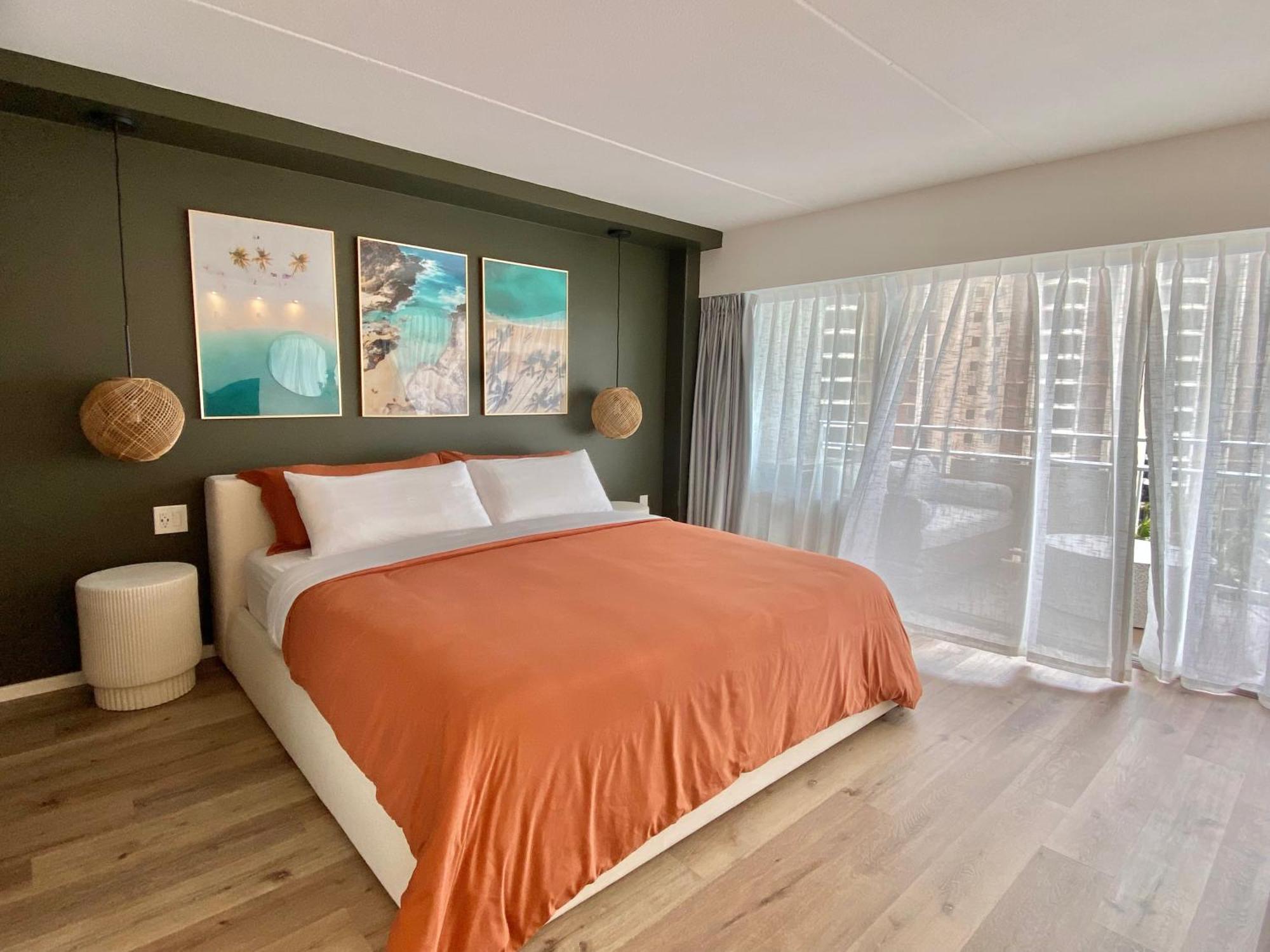 Panoramic Oceanview Resort - Full Kitchen In Each Room, 2 Swimming Pools, Onsite Restaurants, Fireworks Every Friday Honolulu Bagian luar foto
