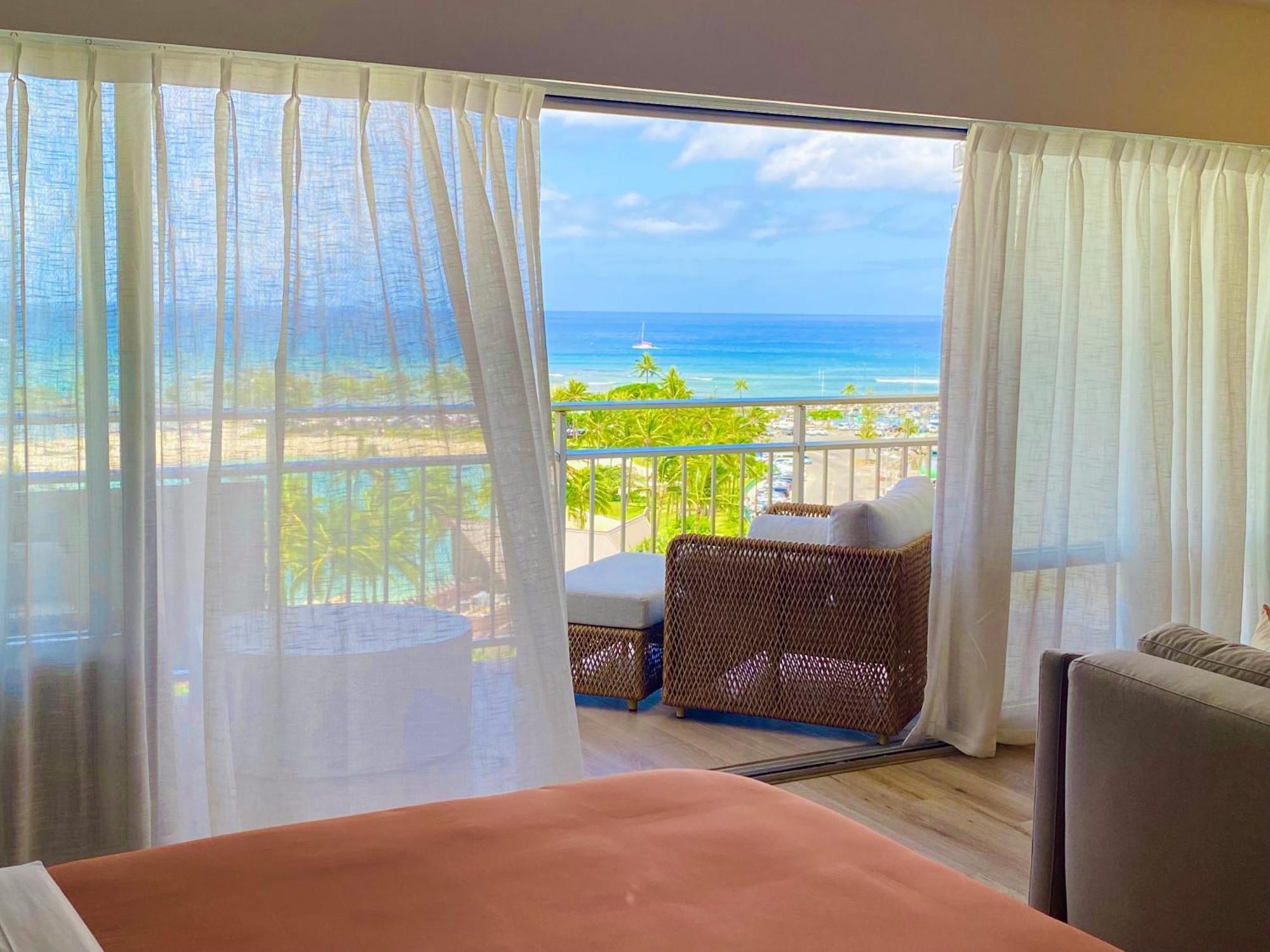 Panoramic Oceanview Resort - Full Kitchen In Each Room, 2 Swimming Pools, Onsite Restaurants, Fireworks Every Friday Honolulu Bagian luar foto