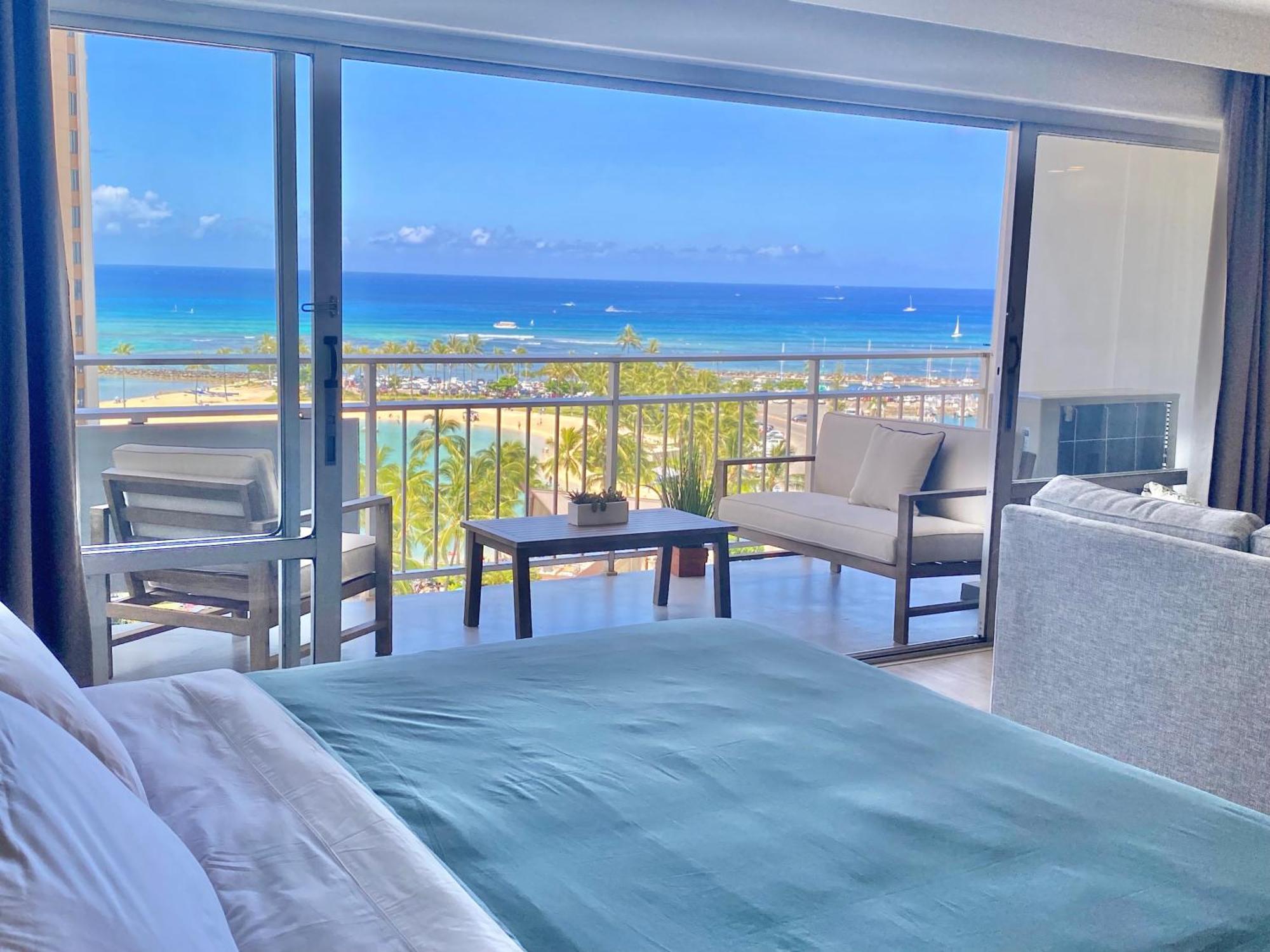 Panoramic Oceanview Resort - Full Kitchen In Each Room, 2 Swimming Pools, Onsite Restaurants, Fireworks Every Friday Honolulu Bagian luar foto