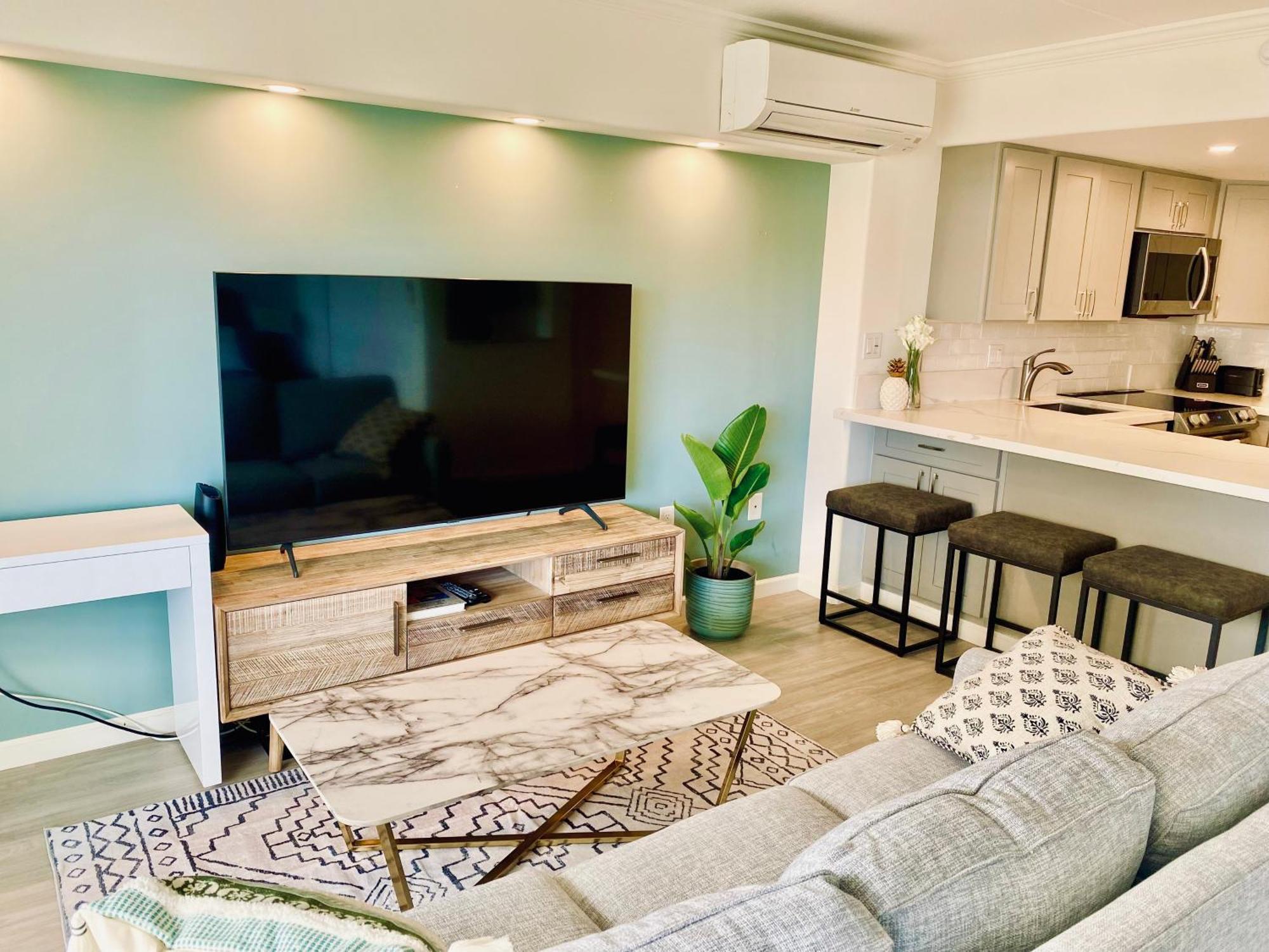 Panoramic Oceanview Resort - Full Kitchen In Each Room, 2 Swimming Pools, Onsite Restaurants, Fireworks Every Friday Honolulu Bagian luar foto