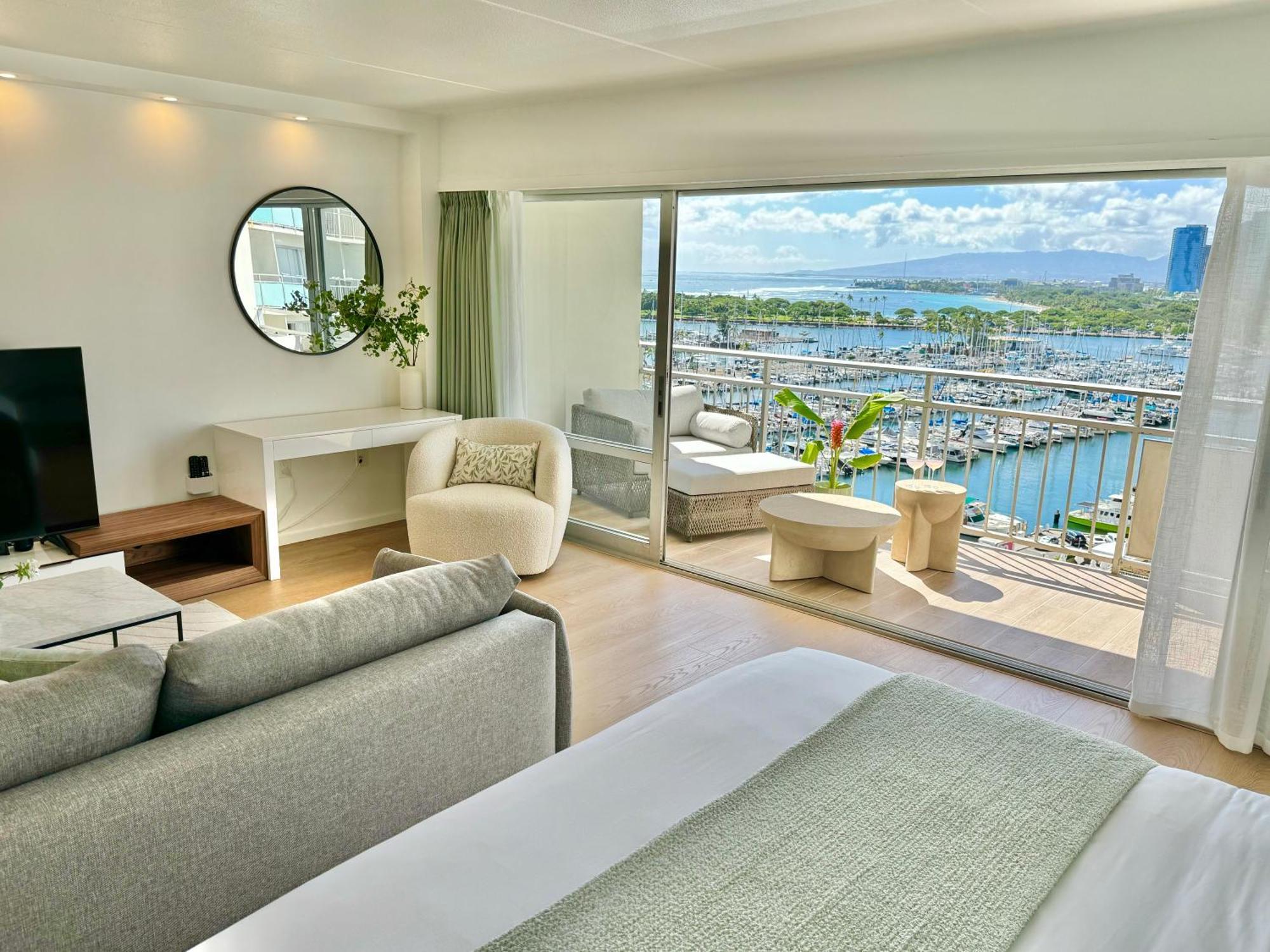 Panoramic Oceanview Resort - Full Kitchen In Each Room, 2 Swimming Pools, Onsite Restaurants, Fireworks Every Friday Honolulu Bagian luar foto