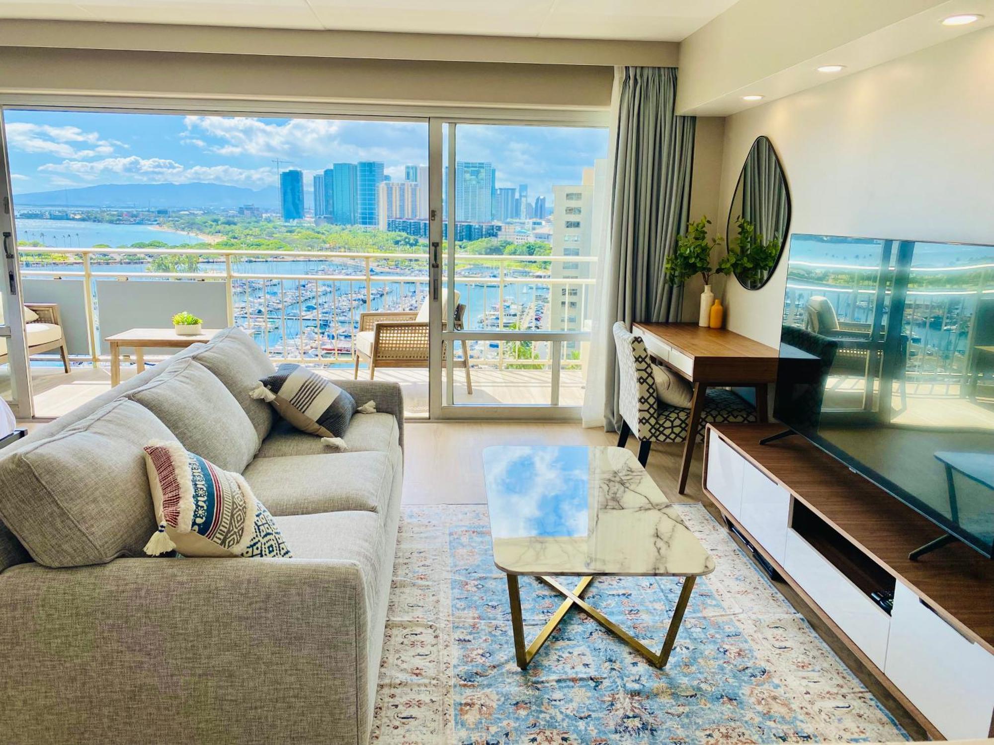 Panoramic Oceanview Resort - Full Kitchen In Each Room, 2 Swimming Pools, Onsite Restaurants, Fireworks Every Friday Honolulu Bagian luar foto
